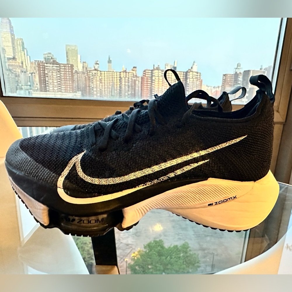Nike Air Zoom Tempo Next% Flyknit